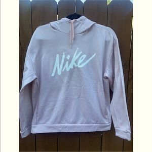Nike, Size M